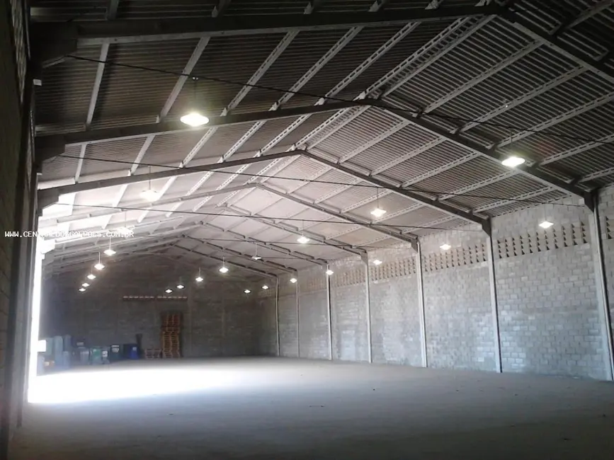 Foto 2 de Armazém / Galpão para alugar em Mesquita - RJ