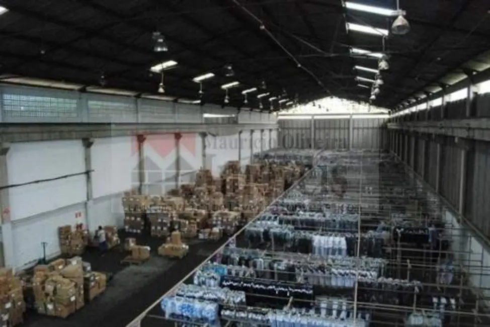 Foto 1 de Terreno / Lote à venda, 4500m2 em Salvador - BA