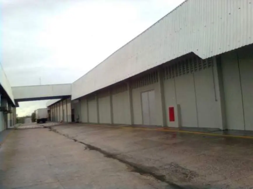 Foto 1 de Terreno / Lote à venda, 18000m2 em Salvador - BA