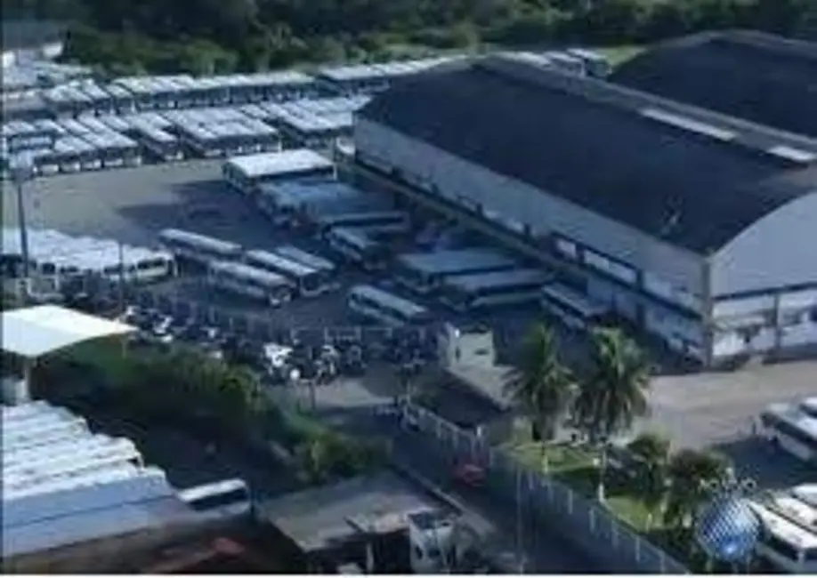 Terreno / Lote para alugar, 8000m2 em Salvador - BA - imagem 2 Foto 2 de Terreno / Lote para alugar, 8000m2 em Salvador - BA