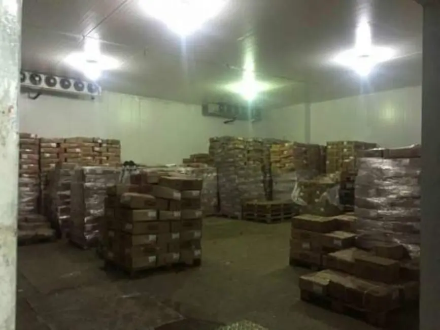 Terreno / Lote para alugar, 1500m2 em Salvador - BA - imagem 5 Foto 5 de Terreno / Lote para alugar, 1500m2 em Salvador - BA