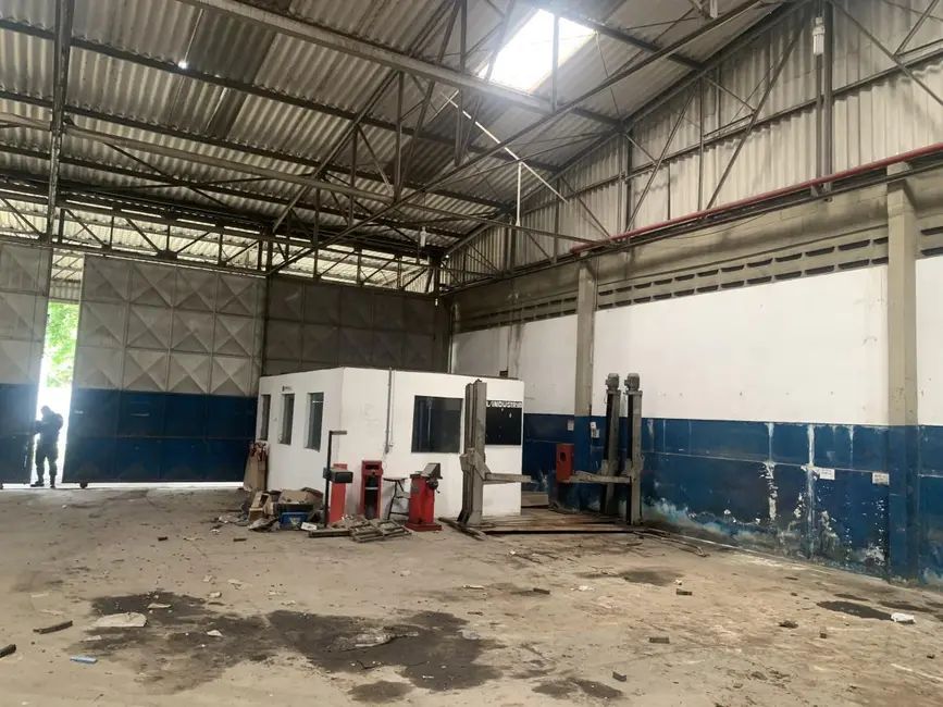 Foto 2 de Armazém / Galpão para alugar, 1500m2 em Salvador - BA