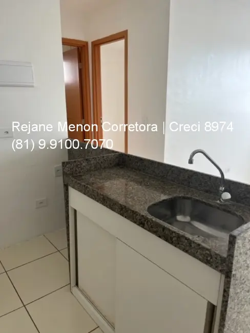 Foto 2 de Apartamento com 2 quartos à venda, 44m2 em Torre, Recife - PE