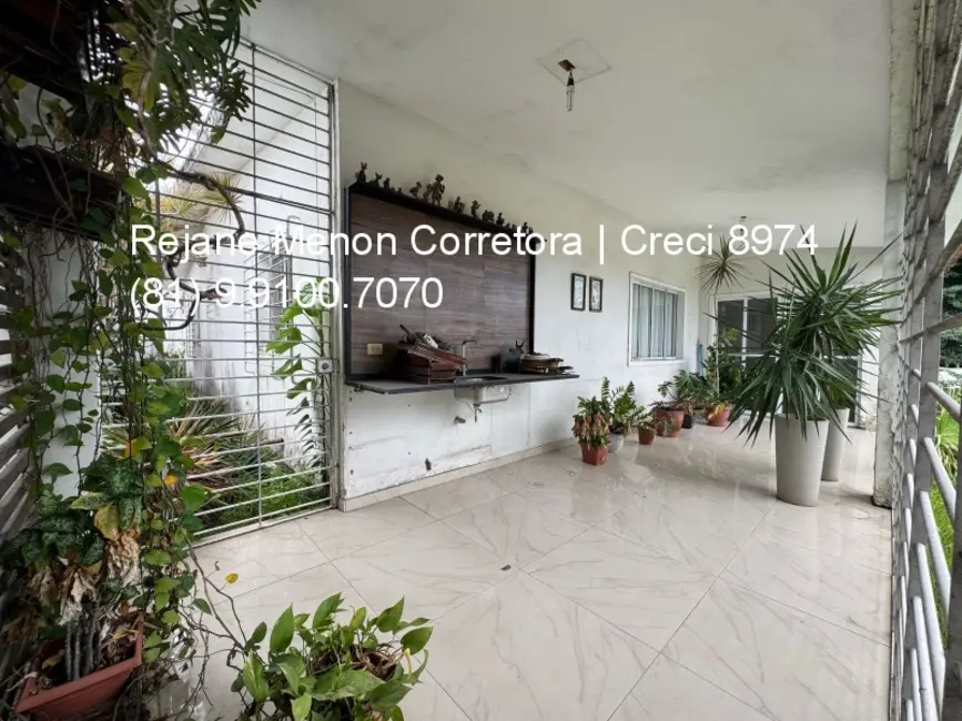 Foto 1 de Casa com 4 quartos à venda, 350m2 em Parnamirim, Recife - PE