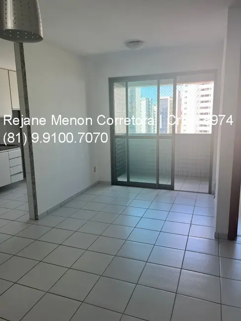 Foto 6 de Apartamento com 2 quartos à venda, 55m2 em Torre, Recife - PE
