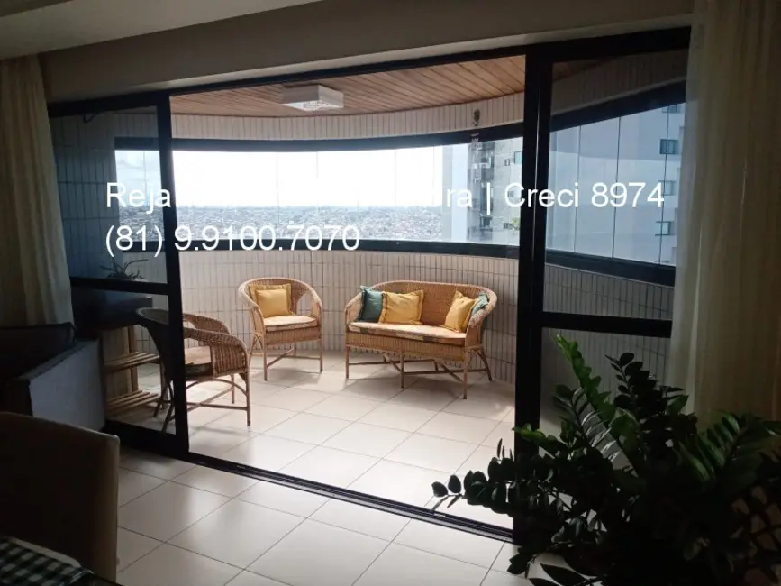 Apartamento com 4 quartos à venda, 215m2 em Monteiro, Recife - PE - imagem 8 Foto 8 de Apartamento com 4 quartos à venda, 215m2 em Monteiro, Recife - PE