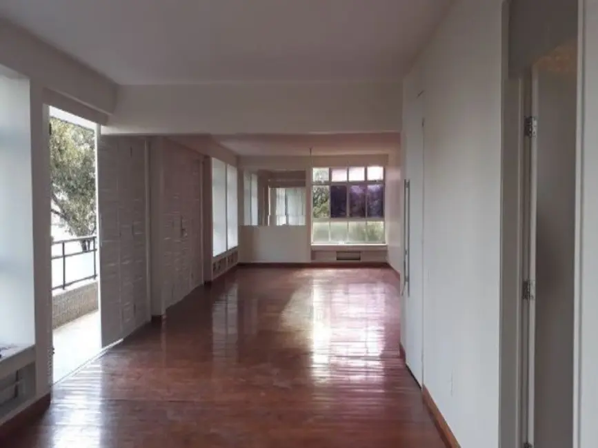 Apartamento com 4 quartos à venda, 210m2 em Boa Vista, Recife - PE - imagem 6 Foto 6 de Apartamento com 4 quartos à venda, 210m2 em Boa Vista, Recife - PE