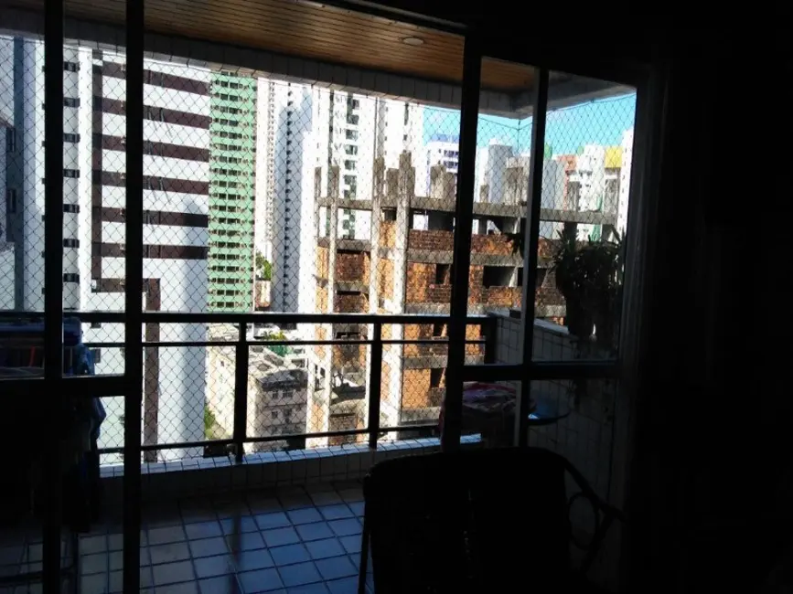 Foto 5 de Apartamento com 3 quartos à venda, 173m2 em Aflitos, Recife - PE