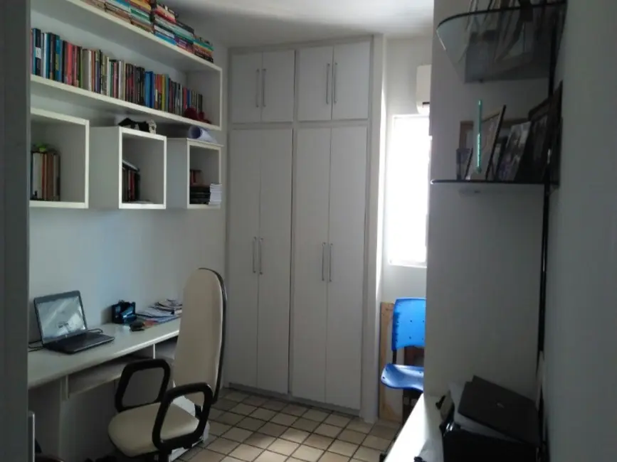 Foto 9 de Apartamento com 3 quartos à venda, 173m2 em Aflitos, Recife - PE