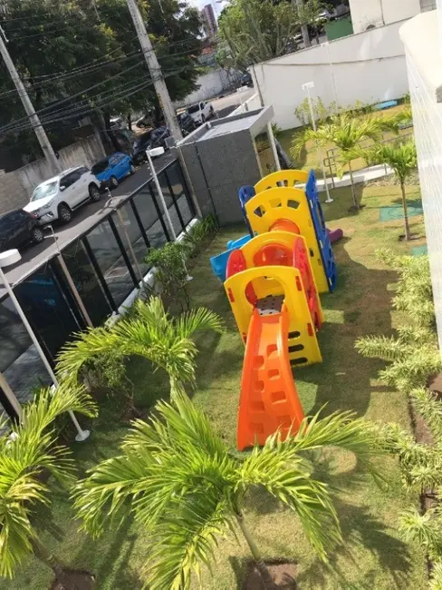 Foto 3 de Apartamento com 3 quartos à venda, 85m2 em Madalena, Recife - PE