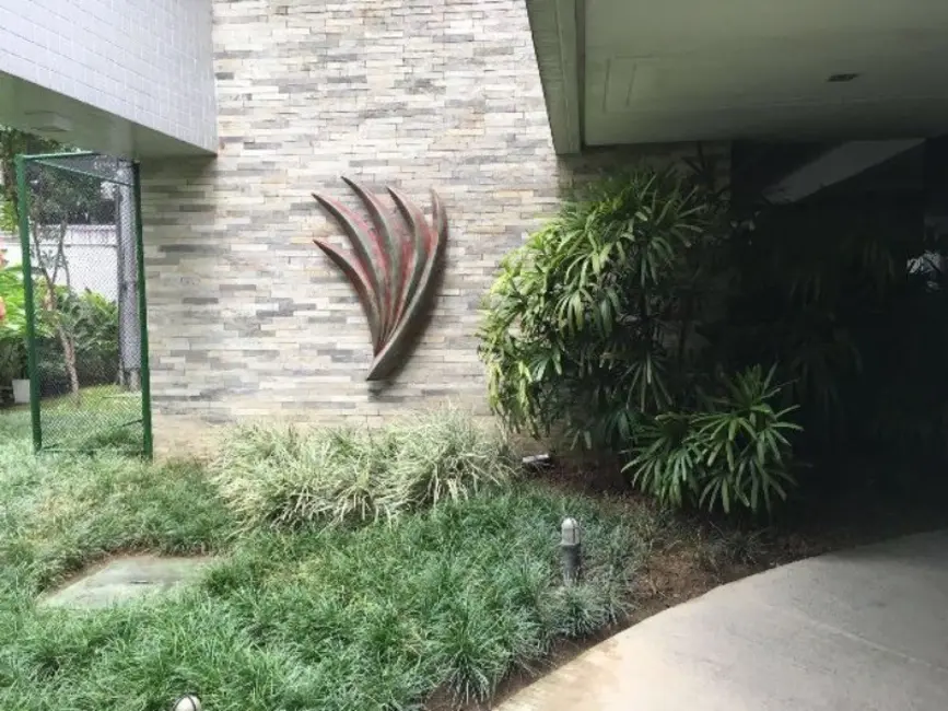 Apartamento com 3 quartos à venda, 110m2 em Parnamirim, Recife - PE - imagem 3 Foto 3 de Apartamento com 3 quartos à venda, 110m2 em Parnamirim, Recife - PE