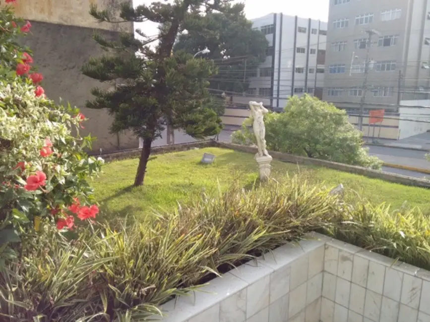 Foto 2 de Apartamento com 3 quartos à venda, 80m2 em Madalena, Recife - PE