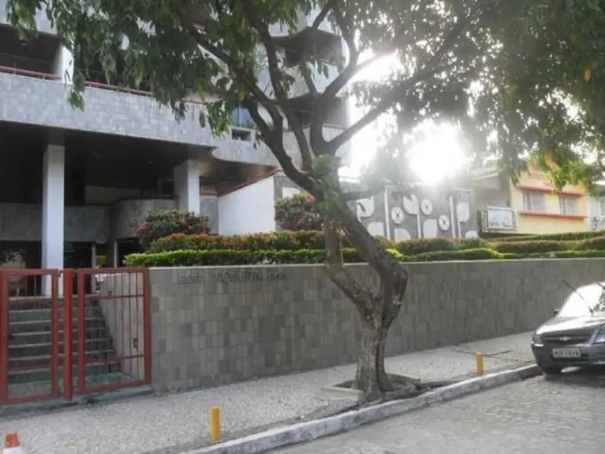 Foto 3 de Apartamento com 3 quartos à venda, 168m2 em Tamarineira, Recife - PE