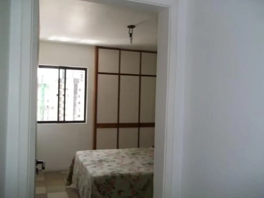 Foto 8 de Apartamento com 4 quartos à venda, 147m2 em Casa Forte, Recife - PE