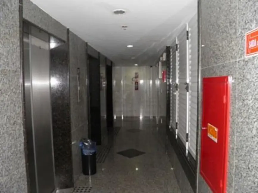 Foto 5 de Sala Comercial para alugar, 33m2 em Ilha do Retiro, Recife - PE