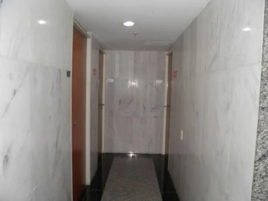 Foto 4 de Sala Comercial para alugar, 33m2 em Ilha do Retiro, Recife - PE