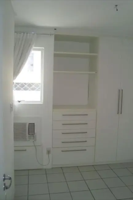 Foto 8 de Apartamento com 2 quartos à venda, 90m2 em Madalena, Recife - PE