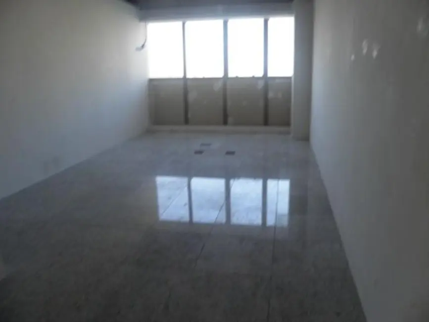 Foto 1 de Sala Comercial para alugar, 31m2 em Pina, Recife - PE