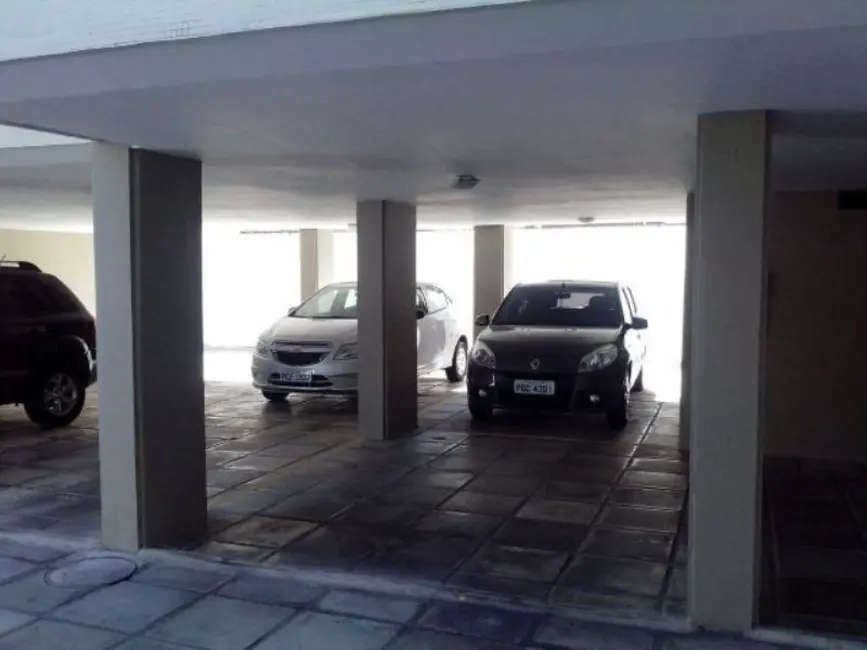 Foto 6 de Apartamento com 3 quartos à venda, 130m2 em Torre, Recife - PE