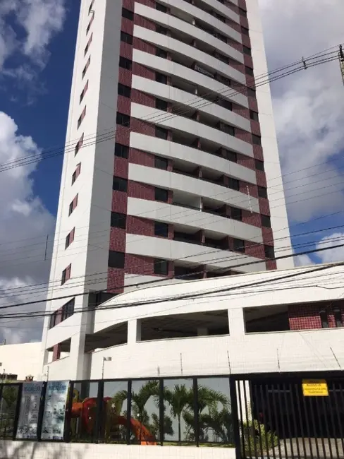 Foto 8 de Apartamento com 3 quartos à venda, 85m2 em Madalena, Recife - PE