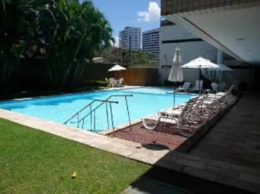 Foto 4 de Apartamento com 4 quartos à venda, 241m2 em Casa Forte, Recife - PE