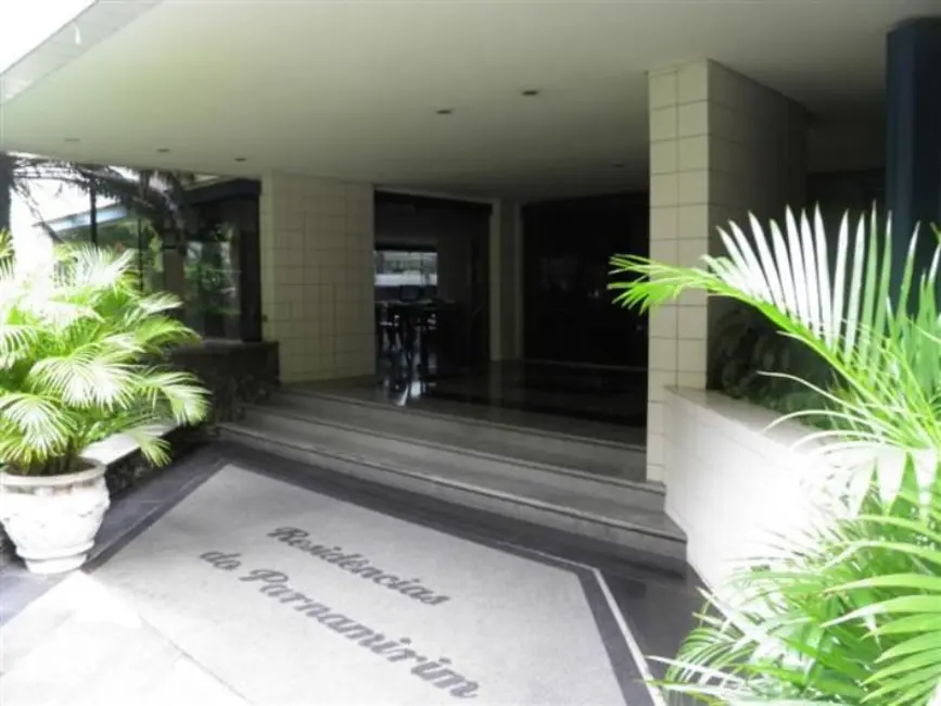 Apartamento com 4 quartos à venda, 209m2 em Parnamirim, Recife - PE - imagem 3 Foto 3 de Apartamento com 4 quartos à venda, 209m2 em Parnamirim, Recife - PE