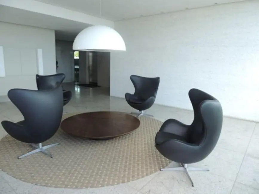 Foto 4 de Apartamento com 4 quartos à venda, 247m2 em Santo Antônio, Recife - PE