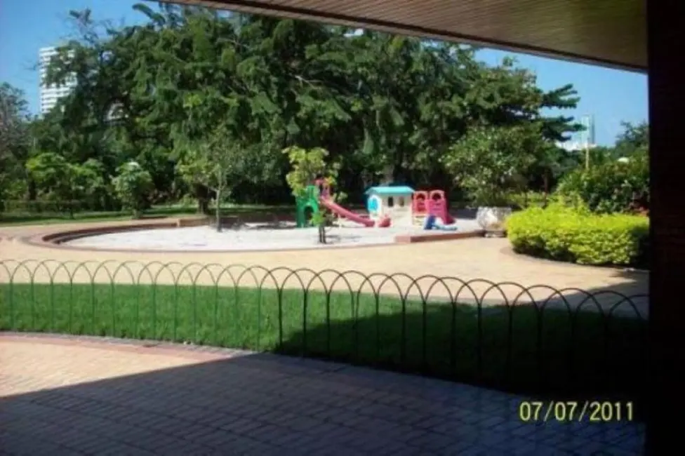 Foto 9 de Apartamento com 4 quartos à venda, 370m2 em Jaqueira, Recife - PE