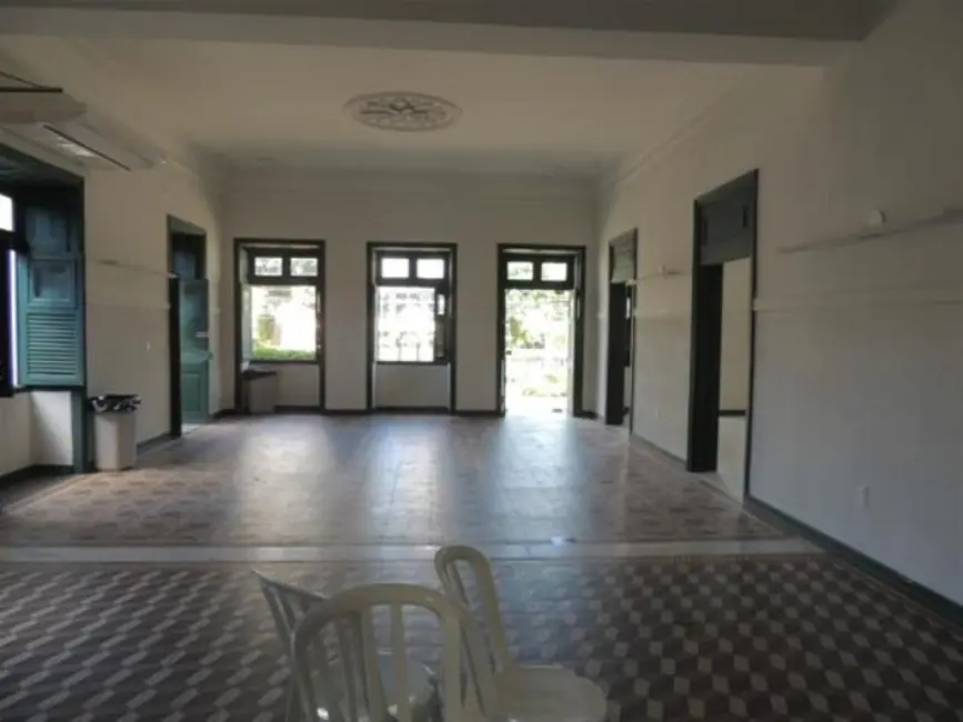 Foto 6 de Apartamento com 4 quartos à venda, 190m2 em Casa Forte, Recife - PE
