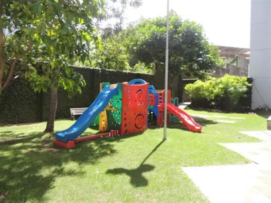 Foto 3 de Apartamento com 4 quartos à venda, 190m2 em Casa Forte, Recife - PE