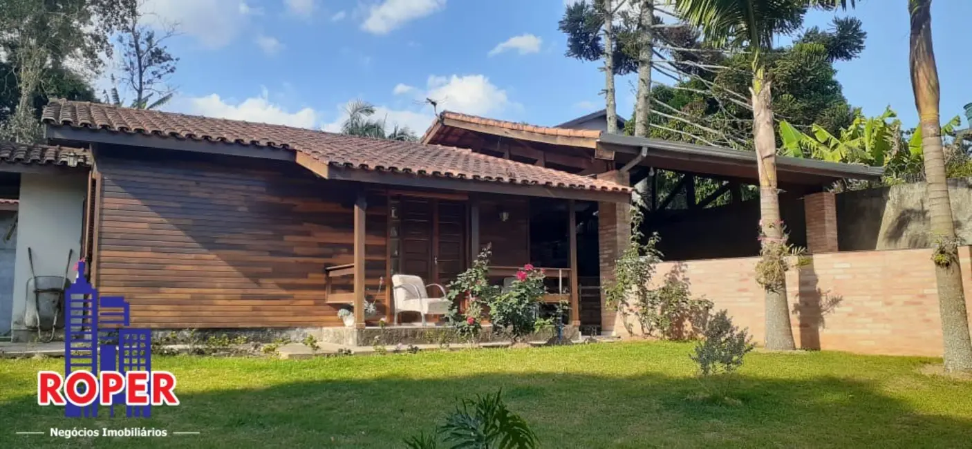 Foto 5 de Chácara com 3 quartos à venda, 1594m2 em Vila Darcy Penteado (Mailasqui), Sao Roque - SP