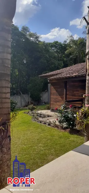 Foto 6 de Chácara com 3 quartos à venda, 1594m2 em Vila Darcy Penteado (Mailasqui), Sao Roque - SP