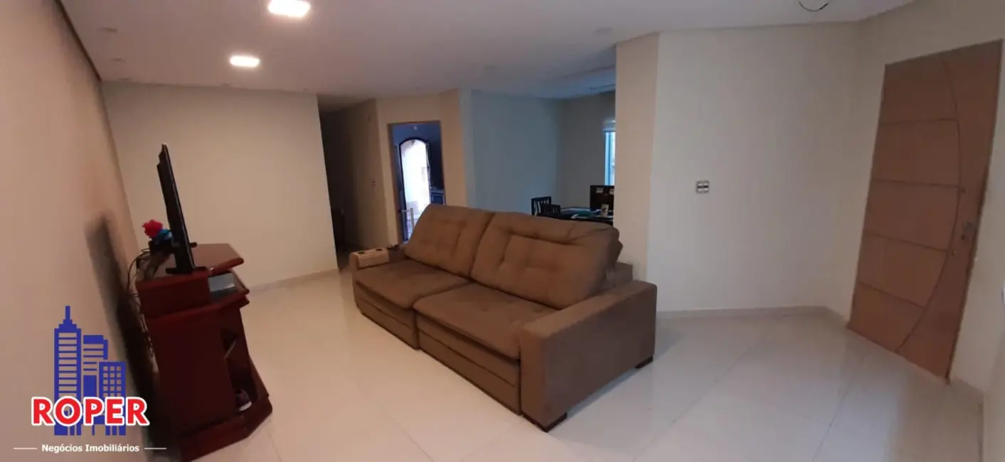 Foto 9 de Casa com 3 quartos à venda, 240m2 em Vila Santa Isabel, São Paulo - SP