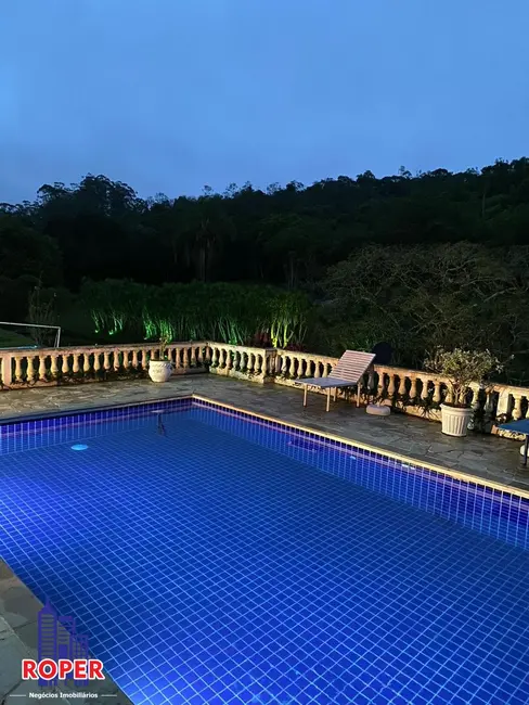 Chácara com 3 quartos à venda, 24000m2 em Porteira Preta, Mogi Das Cruzes - SP - imagem 6 Foto 6 de Chácara com 3 quartos à venda, 24000m2 em Porteira Preta, Mogi Das Cruzes - SP