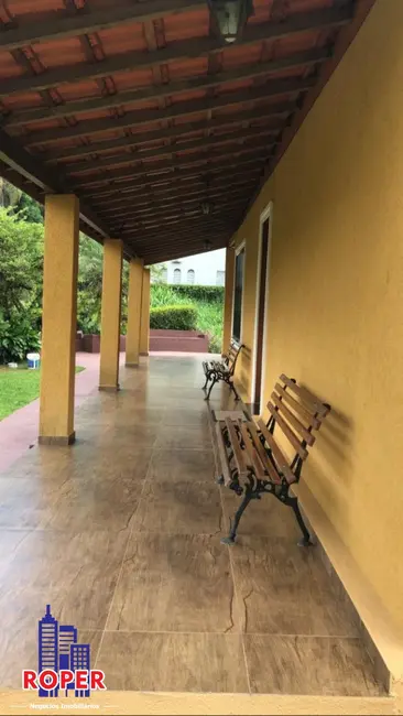 Foto 5 de Chácara com 4 quartos à venda, 1690m2 em Parque dos Jacarandás, Aruja - SP