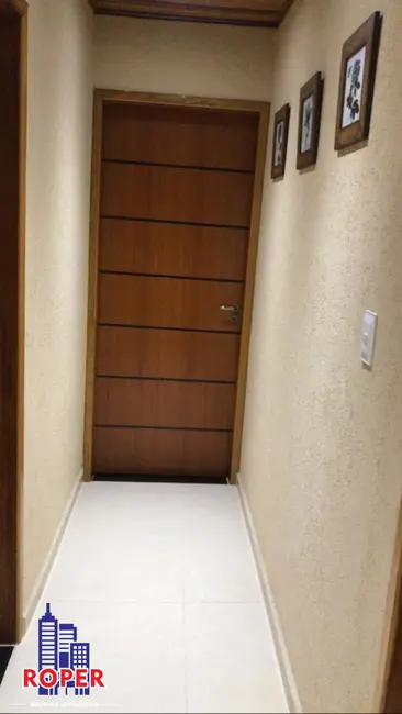 Foto 6 de Chácara com 4 quartos à venda, 1690m2 em Parque dos Jacarandás, Aruja - SP