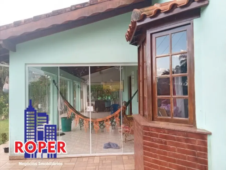 Chácara com 4 quartos à venda, 1300m2 em Mairinque - SP - imagem 4 Foto 4 de Chácara com 4 quartos à venda, 1300m2 em Mairinque - SP