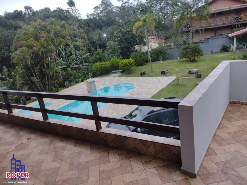 Foto 7 de Chácara com 8 quartos à venda, 2400m2 em Parque Maringá, Aruja - SP