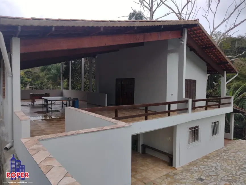 Foto 2 de Chácara com 8 quartos à venda, 2400m2 em Parque Maringá, Aruja - SP
