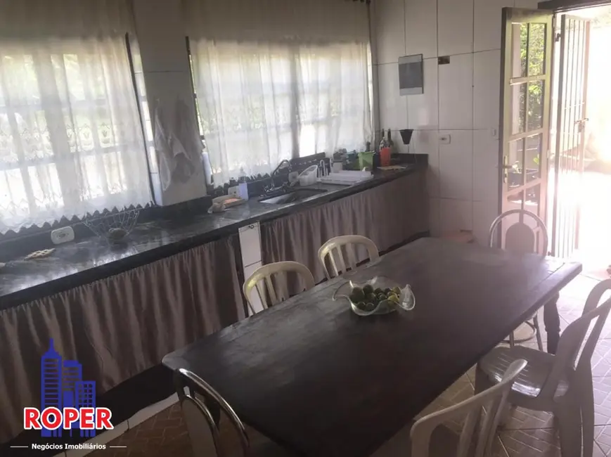 Chácara com 4 quartos à venda, 1225m2 em Jardim Chácara Méa, Suzano - SP - imagem 6 Foto 6 de Chácara com 4 quartos à venda, 1225m2 em Jardim Chácara Méa, Suzano - SP