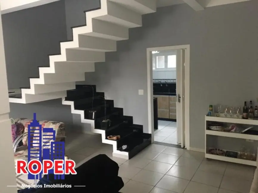Foto 6 de Casa com 3 quartos à venda, 170m2 em Jardim Fazenda Rincão, Aruja - SP