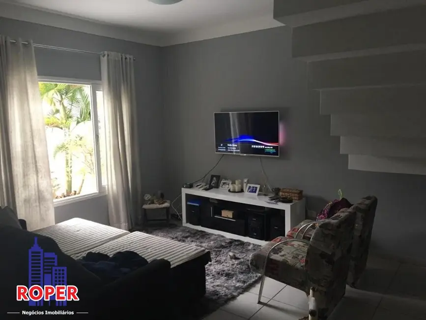 Foto 4 de Casa com 3 quartos à venda, 170m2 em Jardim Fazenda Rincão, Aruja - SP