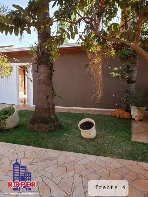 Foto 5 de Casa de Condomínio com 4 quartos à venda, 600m2 em Jardinopolis - SP