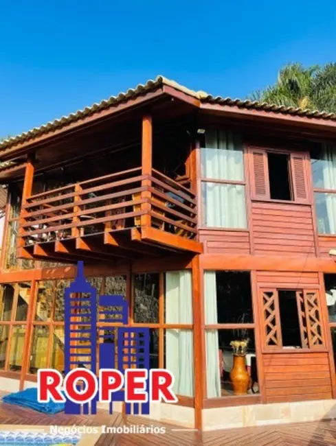 Foto 3 de Chácara com 4 quartos à venda, 2000m2 em Chácaras Copaco, Aruja - SP