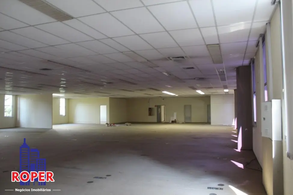 Foto 5 de Armazém / Galpão à venda, 2243m2 em Jurubatuba, São Paulo - SP