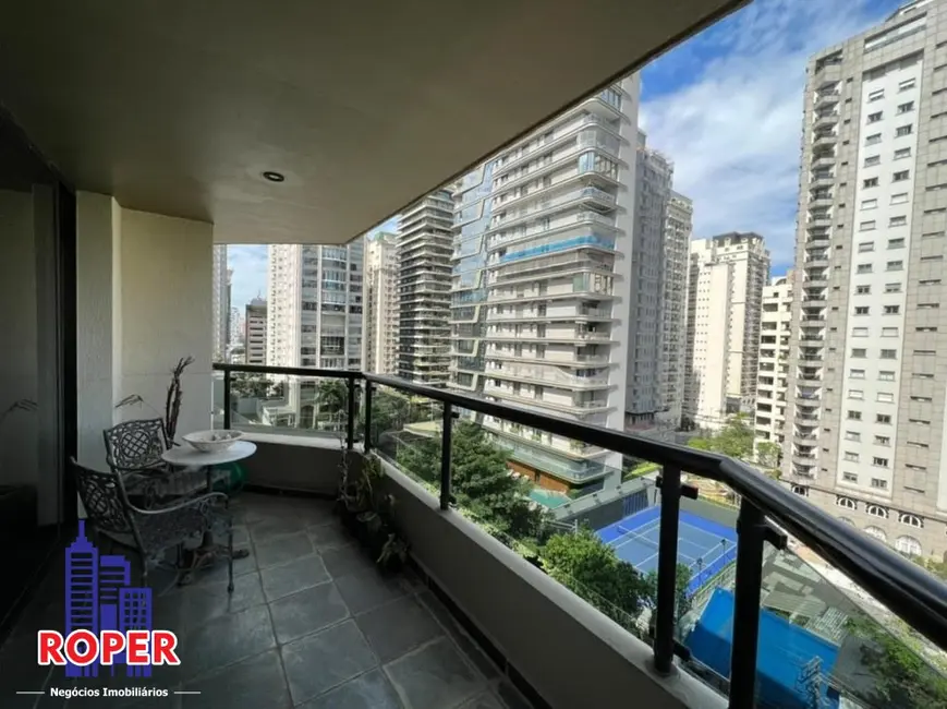 Apartamento com 3 quartos à venda e para alugar, 220m2 em Itaim Bibi, São Paulo - SP - imagem 7 Foto 7 de Apartamento com 3 quartos à venda e para alugar, 220m2 em Itaim Bibi, São Paulo - SP