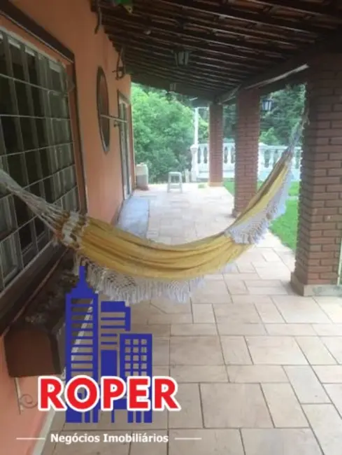 Chácara com 3 quartos à venda, 4000m2 em Jardim Camargo (Canguera), Sao Roque - SP - imagem 3 Foto 3 de Chácara com 3 quartos à venda, 4000m2 em Jardim Camargo (Canguera), Sao Roque - SP