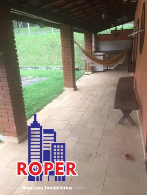 Chácara com 3 quartos à venda, 4000m2 em Jardim Camargo (Canguera), Sao Roque - SP - imagem 4 Foto 4 de Chácara com 3 quartos à venda, 4000m2 em Jardim Camargo (Canguera), Sao Roque - SP