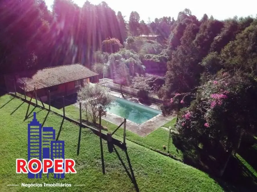 Chácara com 3 quartos à venda, 4000m2 em Jardim Camargo (Canguera), Sao Roque - SP - imagem 2 Foto 2 de Chácara com 3 quartos à venda, 4000m2 em Jardim Camargo (Canguera), Sao Roque - SP