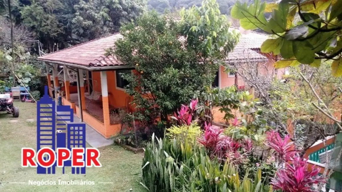 Foto 1 de Chácara com 2 quartos à venda, 10800m2 em Jardim Santo Antônio, Aruja - SP